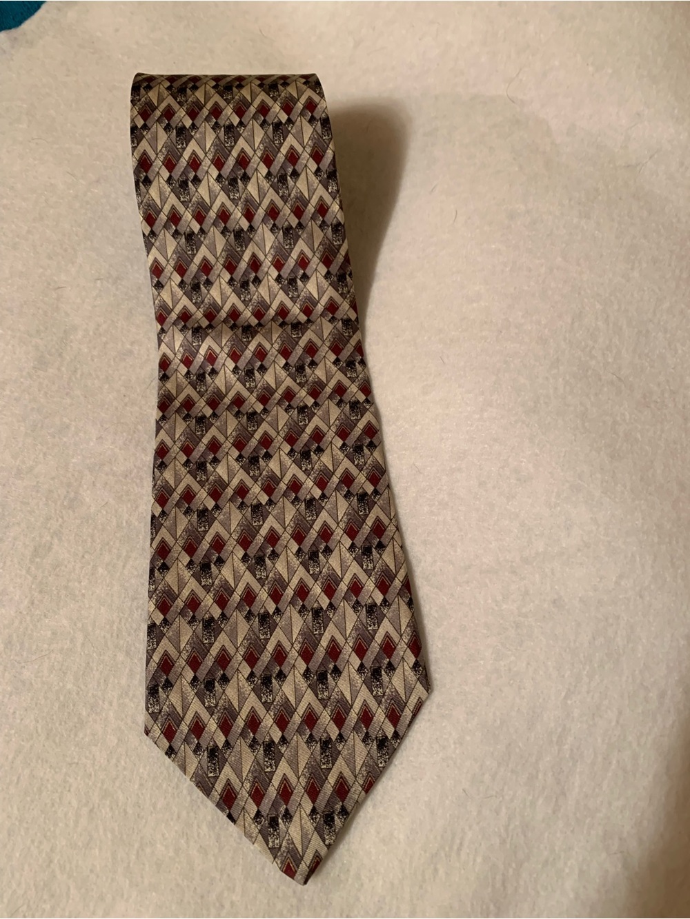 Vintage 90s Barrington Geometric 3D Cube Silk 4” Power Necktie Maroon Cream
